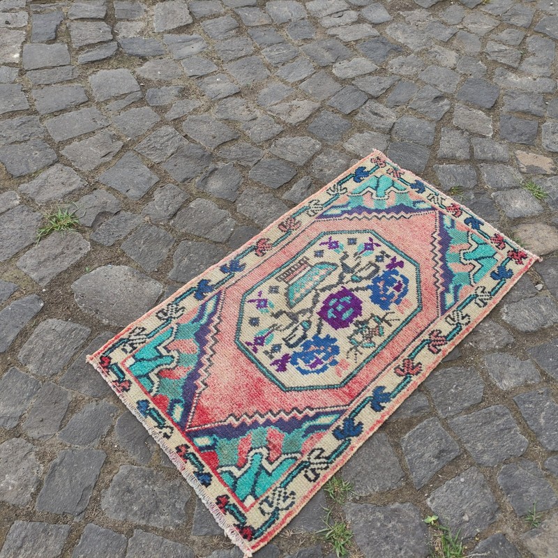 2x3 Flower in vase Turkish Vintage Small Rug 46 x 84 cm Bath Mat 1.51 x 2.76 ft gallery