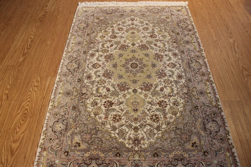 High Quality Handmade Rug made out of Natural wool and Silk Beige background gallery
