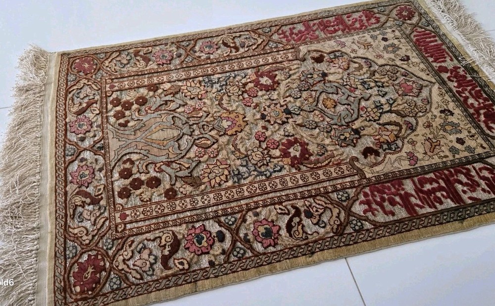 FINE 100% SILK GENUINE SOUF HEREKE TURKISH RUG RAISED PILE & METAL YARN