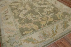 Modern Gorgeous Turkish Oushak Ushak Rug Size 8’x9’4”