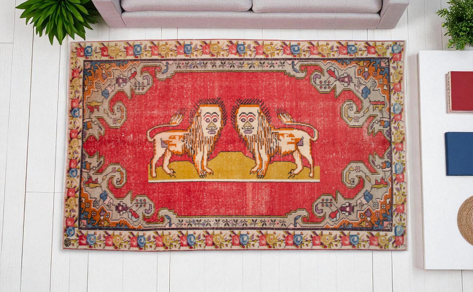 Lion Motif Rug, Handmade Rug, Turkish Rug, Area Rug Wall Rug, Vintage Rug, 4 x 7 gallery