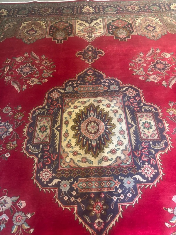 SIMI ANTIQUE. HAND MADE. 13x10 EXCELLENT CONDITION. FULL PILE.WITH SINGNR gallery