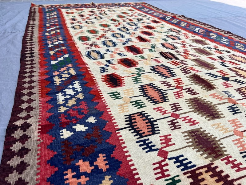 10 X 5 FT COLLECTORS’ ITEM Vintage Kazak Natural Vegetable Dye Kilim gallery