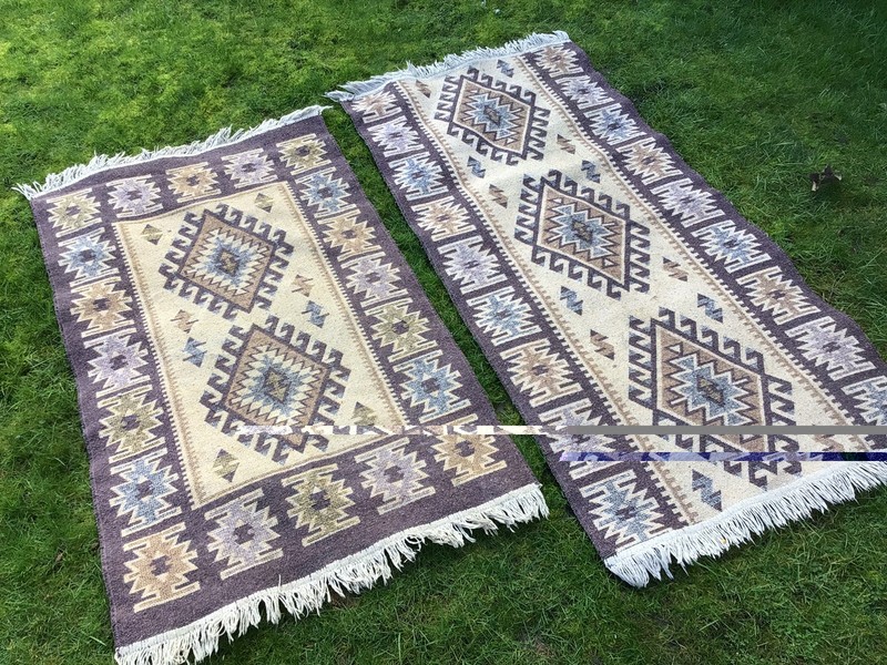 PAIR VINTAGE MAT RUG OLD CARPET LOVELY DESIGN REVERSIBLE AZTEC STYLE RUGS X 2 gallery