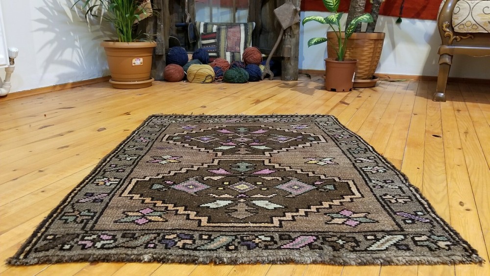 Vintage 1940-1950s Turkish Tribal Rug 2'5'' x 3"