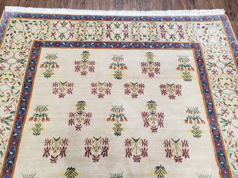 Tufenkian Rug 5.9 x 8.6 Tibetan Nepalese Handmade Soft Shiny Wool Repeated Motif gallery