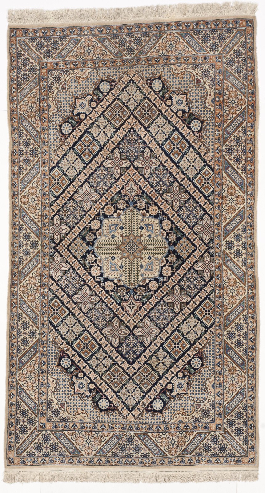 Super Fine hand knotted luxury Rug gallery