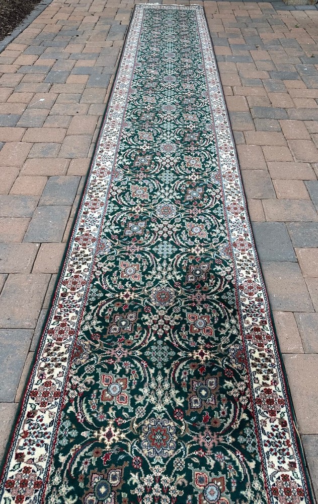 Top Quality Plush New Hunter Green Runner Handmade in India,Floral Design,3'x17'