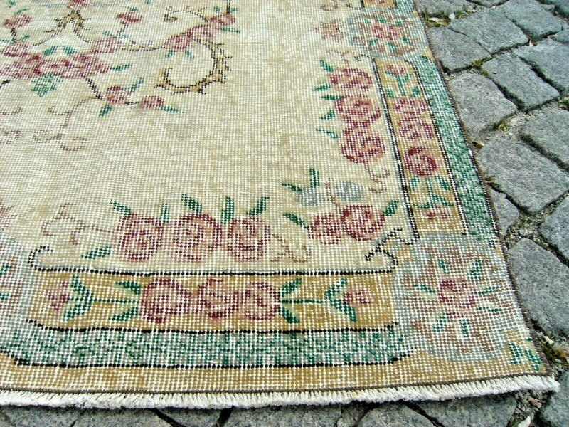 Turkish Rug 44'' x 74'' Vintage Muted Dye Oushak Rug Hand-knotted Wool Rug gallery