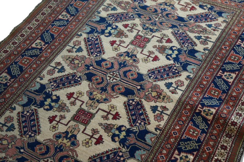 Azerbaijanian hand-knotted wool rug - Azeri - 118 cm x 176 cm - 46 in x 69 in gallery
