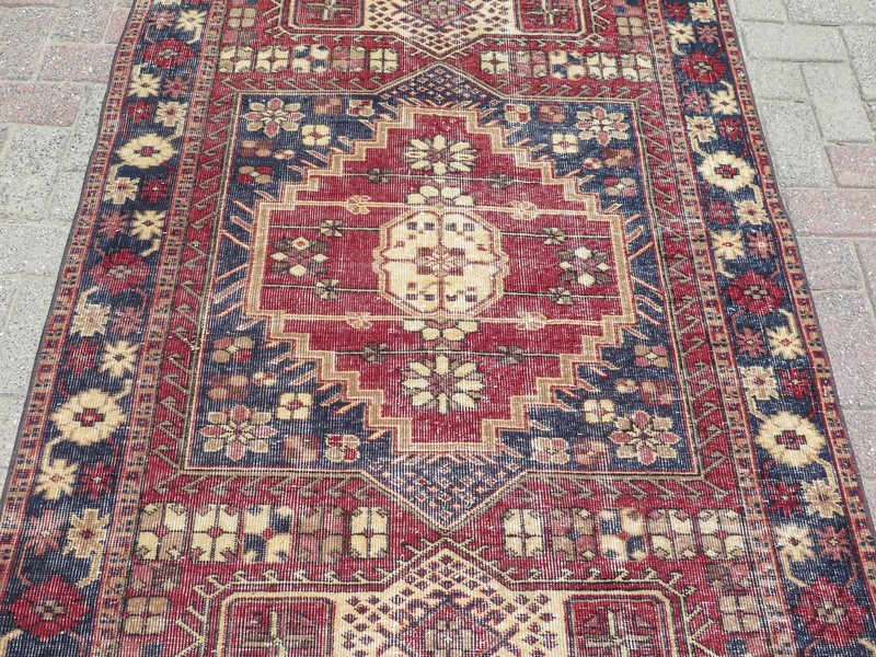 Burgundy Classical Vintage Turkish Rug, Handmade Kelim Medallion Carpet 46"x77" gallery