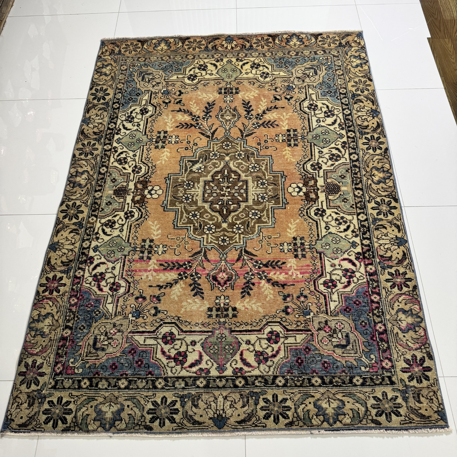 4x6 Antique Persian Area Rug, Hand Knotted Floral Oriental Carpet gallery