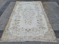 Vintage Turkish Oushak Rug 6×10 Gold Ivory Medallion Distressed Wool Carpet