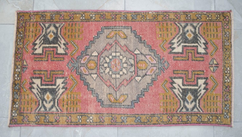 Vintage Rug, Turkish Rug, Oushak Rug, Handmade Rug, Doormat, Kitchen Rug, 2 x 3 gallery