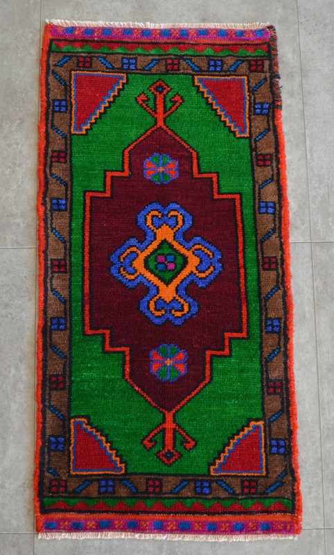 Vintage Rug, Turkish Rug, Oushak Rug, Handmade Rug, Doormat, Kitchen Rug, 2 x 3 gallery