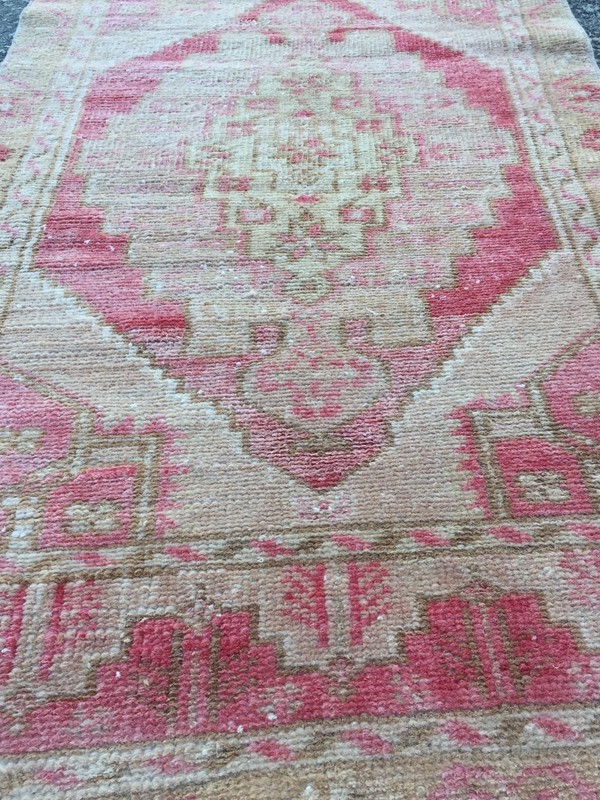 Vintage Turkish Rug 2x3 Fuchsia Pink Hand Knotted Wool Small Accent Oushak Mat gallery