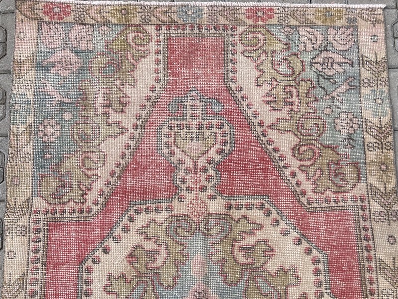 Red rug, Turkish rug, Vintage Area rug, Handmade rug, Wool rug, 3.9 x 6.8 ft gallery