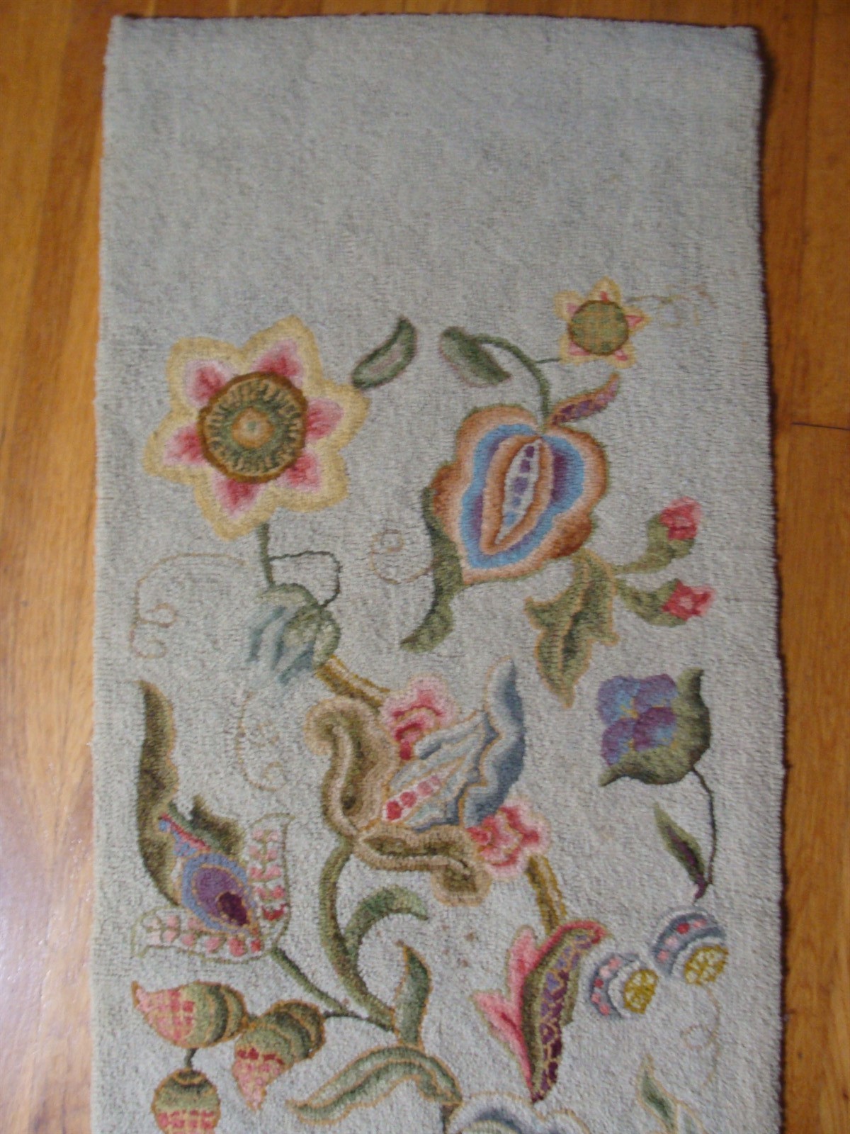 Vintage 1970's Folk Art Gertrude Buttery Floral Hooked Rug gallery