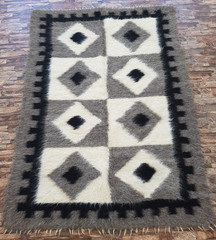 Vintage Handmade Moroccan Tribal Wool Kilim Rug 201×140 cm