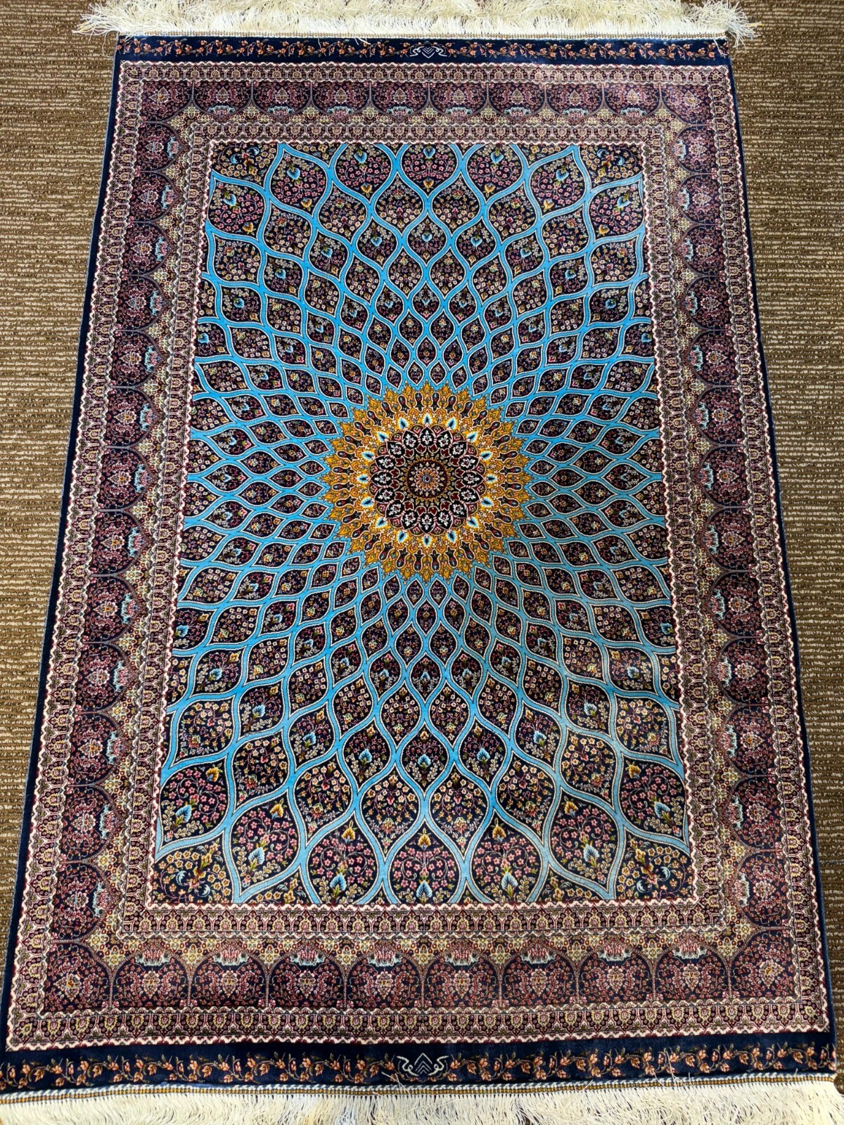 Silk 3 x 5 feet Dome Design High Quality Soft Silk Area Rug gallery
