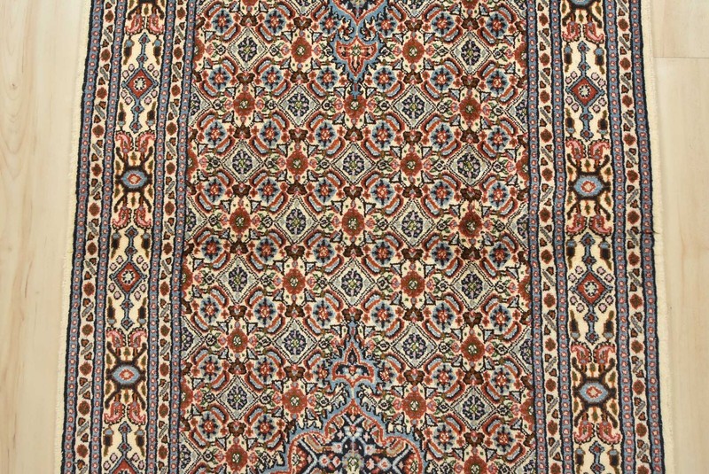Fine Mood Runner 2'7'' x 6'5'' Ivory Wool Traditional Hand-Knotted Oriental Rug gallery