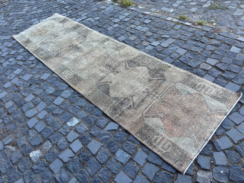 Bohemian rugs, Runner rug, Handmade, Turkish rug, Vintage, Wool | 3,0 x 10,9 ft gallery