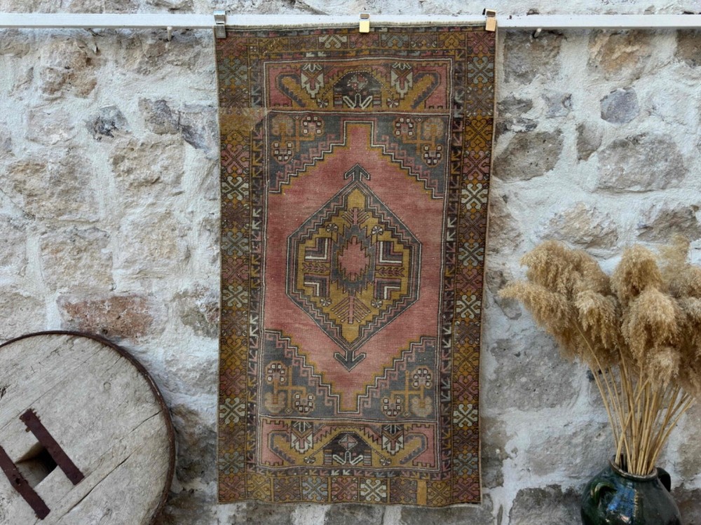 Hand-Woven Turkish Carpet 3x6 Pale Red Cotton Geometric Rug Medium Size Anatolia