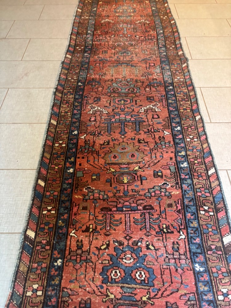 ANTIQUE. HAND MADE . . . RUNNER. BEAITIFUL COLOR. th19. 11x3