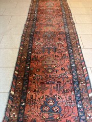 ANTIQUE. HAND MADE . . . RUNNER. BEAITIFUL COLOR. th19. 11×3
