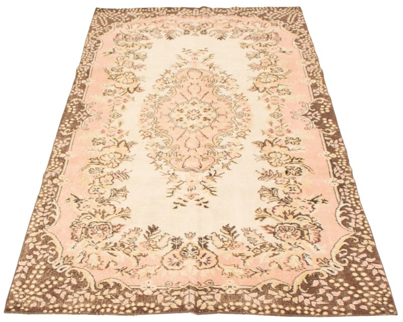 Vintage 5'2" x 9'7" Traditional Hand Knotted Vegetable Dye Wool Area Rug gallery