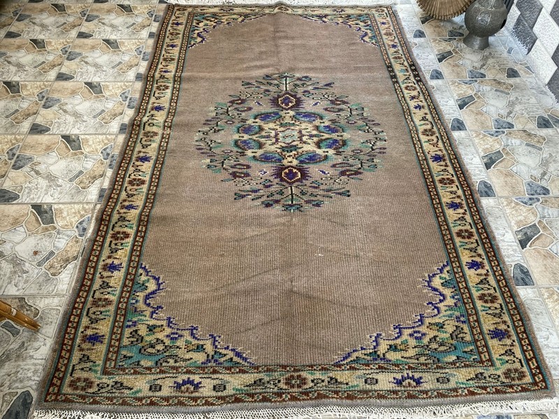 Vintage Turkish Rug | 5.4 x 8.7 ft Hand-Knotted Wool Faded Pastel Anatolian Rug gallery