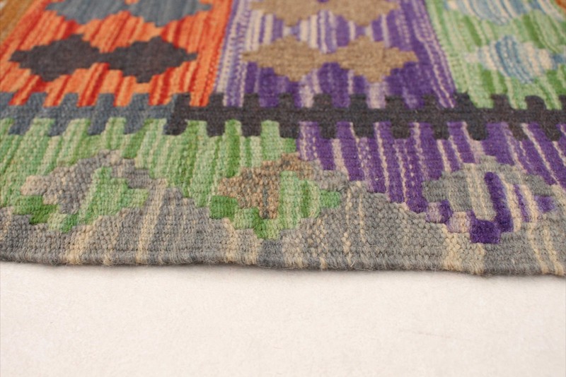 Vintage Hand Woven Area Rug 2'7" x 5'10" Traditional Wool Oriental Carpet gallery