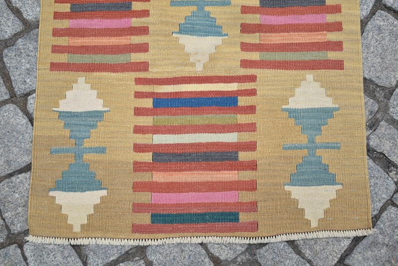 Turkish Small Rug 23'' x 33'' Vintage Awesome Rug Hand Woven Oushak Wool Rug gallery
