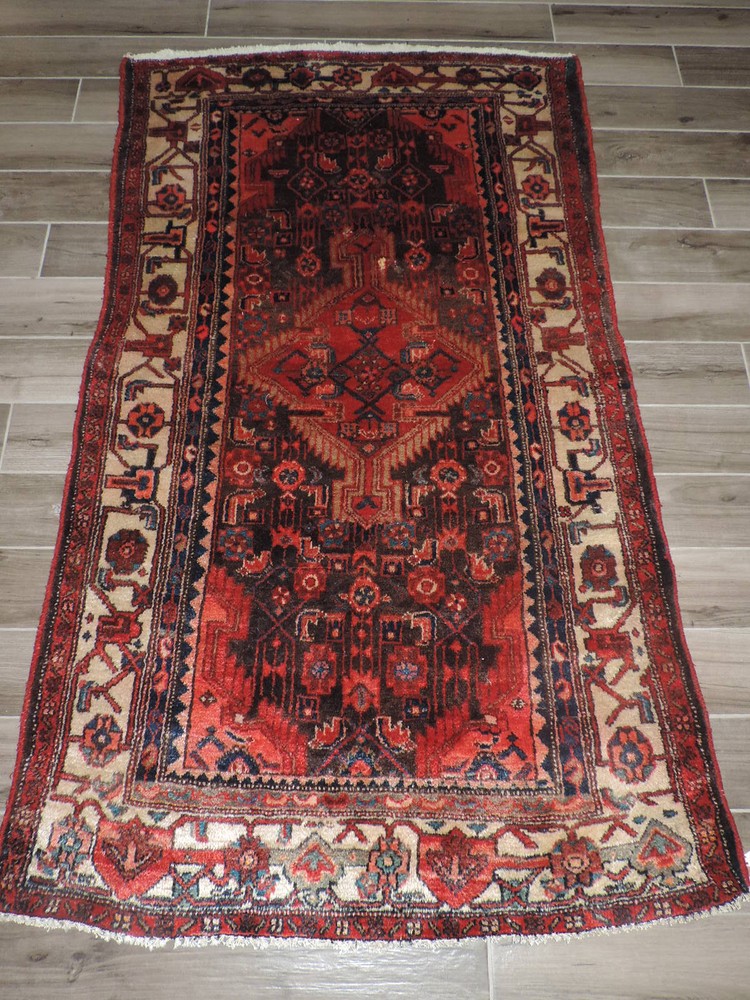 4x7ft. Handmade Malayer Wool Rug
