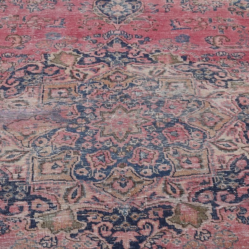 6'10" x 9'8" Sabrina Vintage Hand-Knotted Wool Area Rug gallery