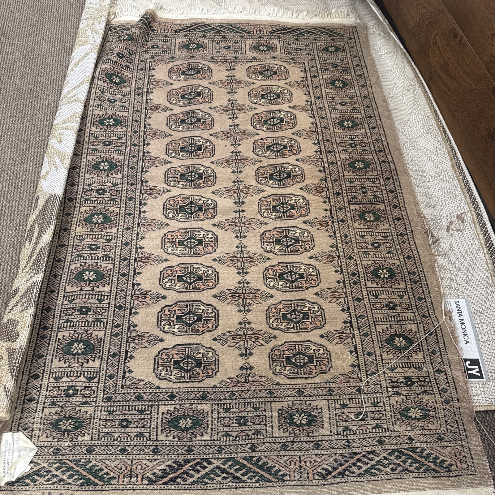 Handmade/Knotted Peking Handcrafted Woven/Woollen Rug Made In Pakistan 59x39inch gallery