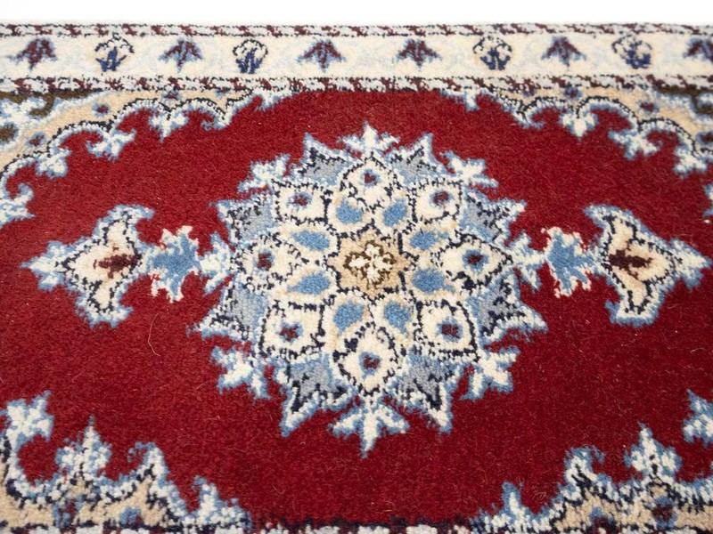 Hand-Knotted Small Indo-Nain 1X2 Wool Oriental Rug Floral Design Carpet gallery