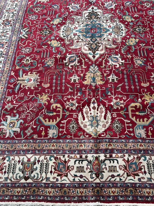 12’8”x 9’8” GORGEOUS HANDMADE HAND-KNOTTED TABRIZE CARPET - ROOM SIZE RUG gallery