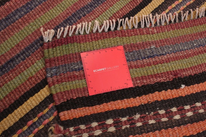 Vintage 4'11" x 10'1" Traditional Wool Hand Woven Oriental Area Rug gallery