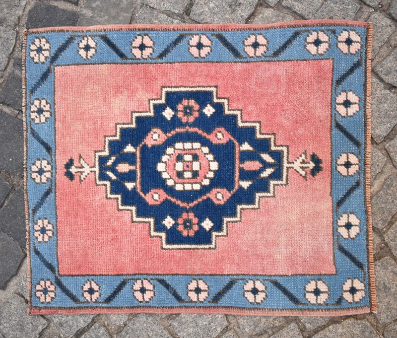 Turkish Rug 23'' x 27'' Vintage Handmade Rug Small Doormat Wool Pile Area Carpet gallery