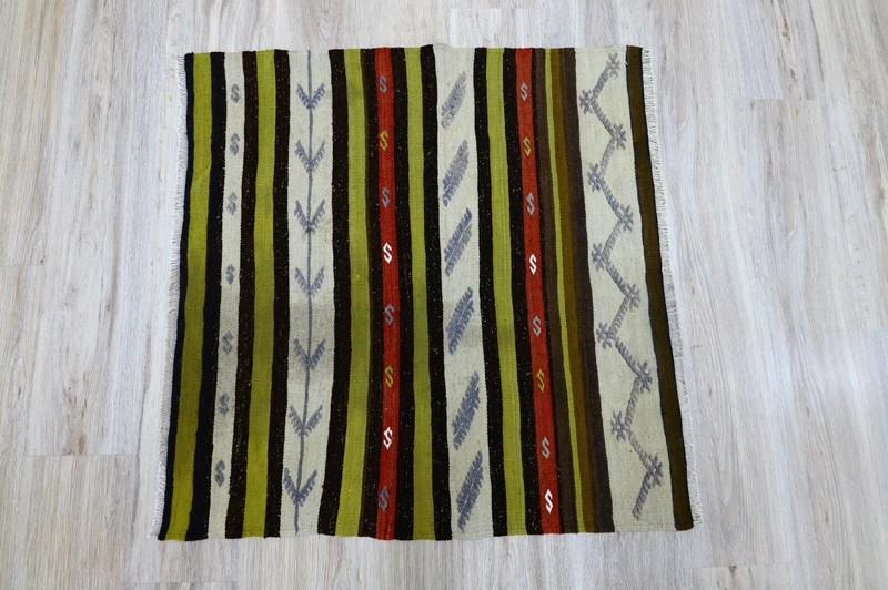 Tribal Scandinavian Wool Kilim Rug Anatolian Vintage Hand Knotted Carpet 3x3 ft gallery