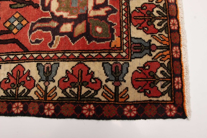 Vintage 4'11" x 6'11" Traditional Hand Knotted Vegetable Dye Wool Area Rug gallery
