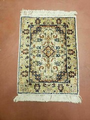 1′ 8″ X 2′ 4″ Handmade Floral Oriental Wool Rug Carpet Ivory