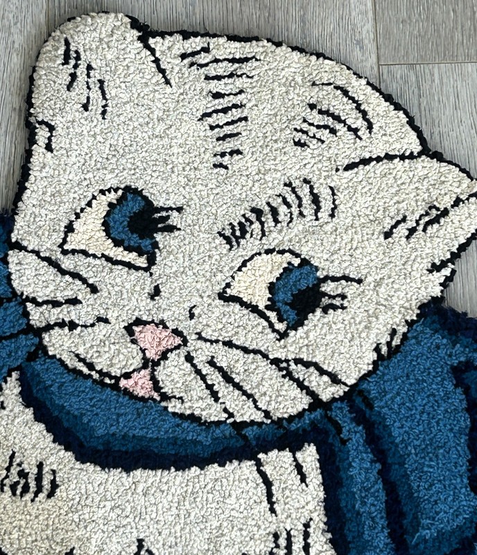 Amazing~Vintage~Antique~Hand Made~Hand Hooked~Cat Shaped Rug~With Bow~Rare Find! gallery