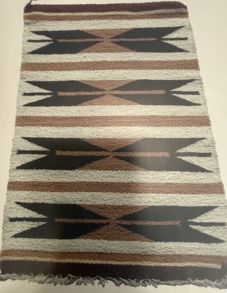 Striking Gallup Throw Circa 1970’s 18”x35”