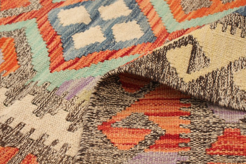 Vintage 4'0" x 6'5" Traditional Wool Hand Woven Oriental Area Rug gallery