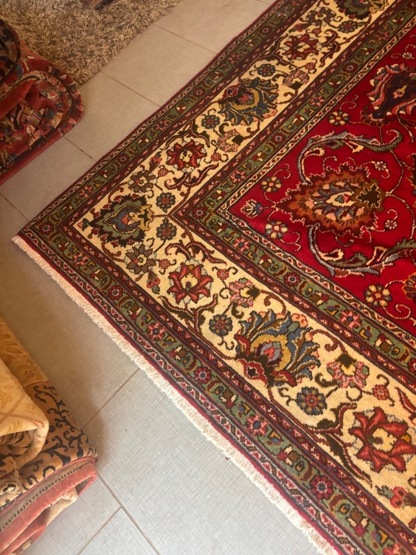 SIMI ANTIQUE. HAND MADE. 12X10 EXCELLENT CONDITION. FULL PILE.WITH SINGNR gallery
