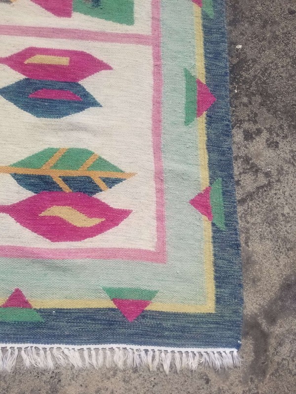 Vintage Hand Made Pictorial Dhurrie Wool Multicolor Kilim Rug 203x133cm gallery