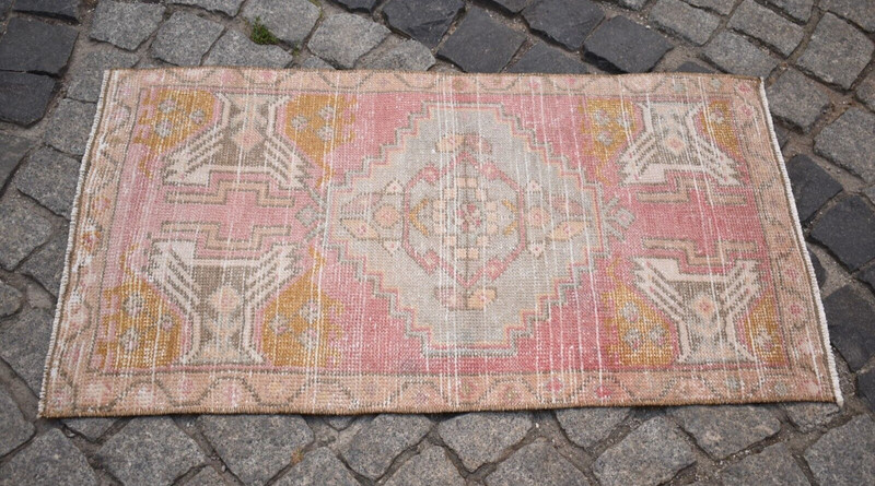 Turkish Rug 1'8'' x 3'1'' ft Vintage Small Rug Anatolian Oushak Low Pile Carpet gallery