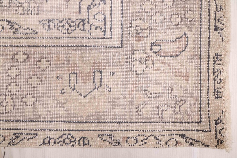 Vintage 9'7" x 12'8" Traditional Hand Knotted Vegetable Dye Wool Area Rug gallery